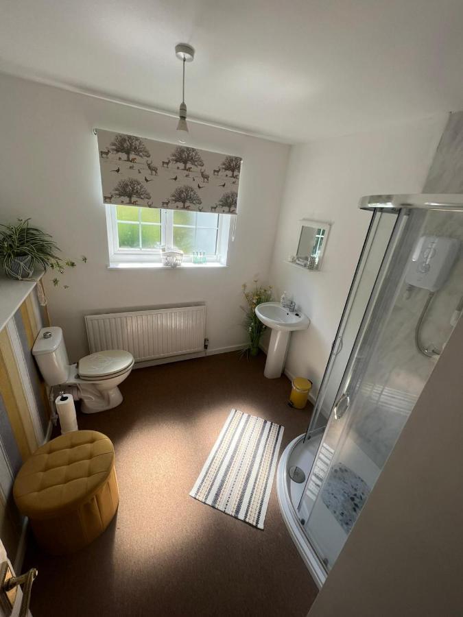 Bed and Breakfast Broadmoor Farm Kilgetty Esterno foto
